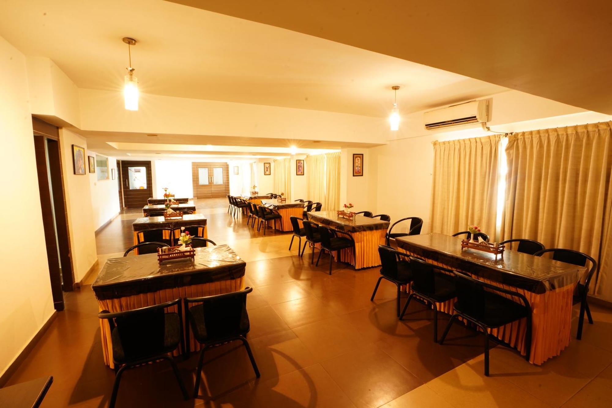 Hotel Grand Bee Bangalore