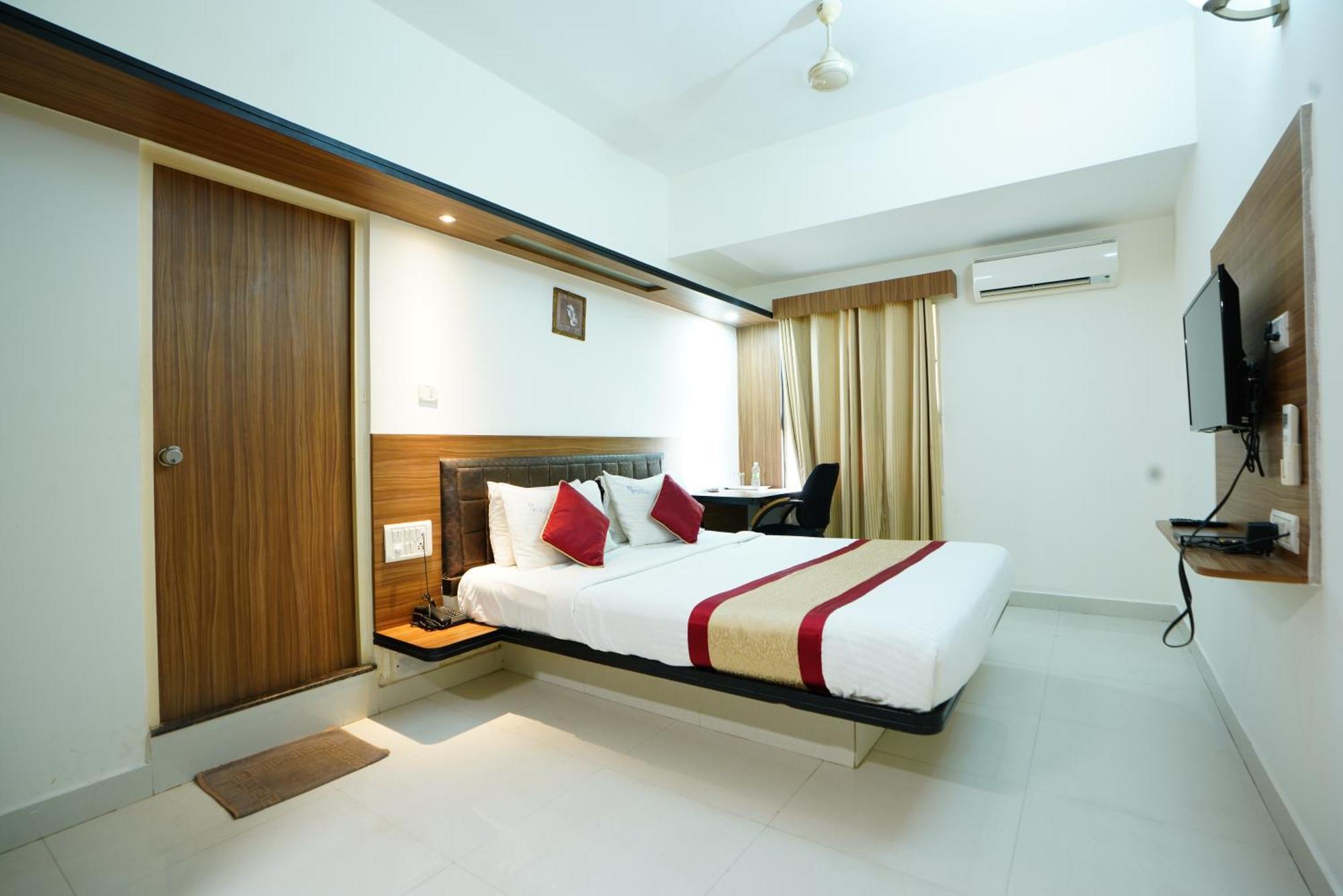Grand Bee Hotel Bangalore